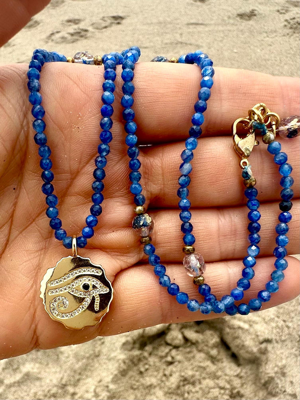 Egyptian Eye of Horus Pendant Necklace