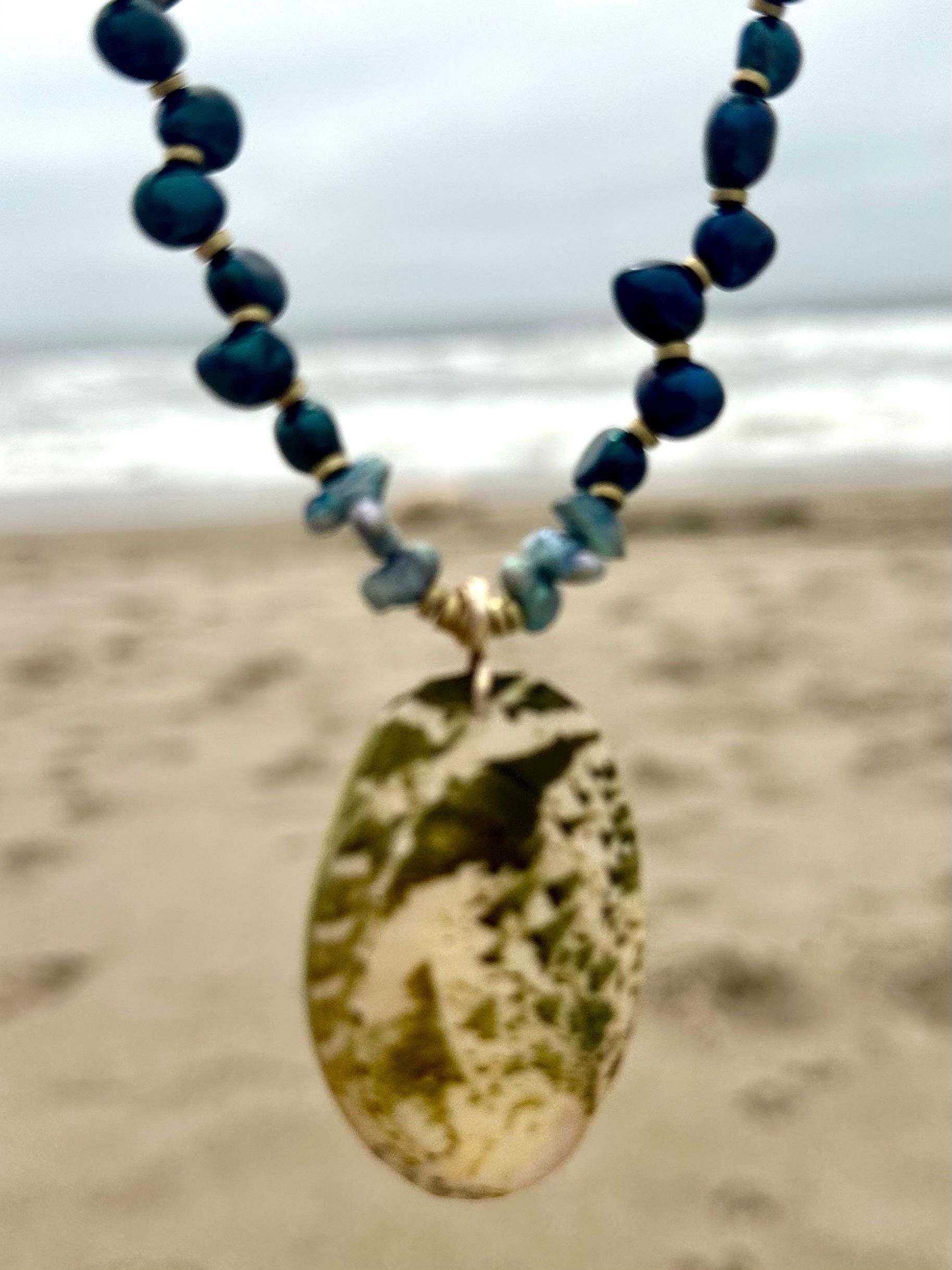 Green Pearl Abalone Shell Pendant Necklace