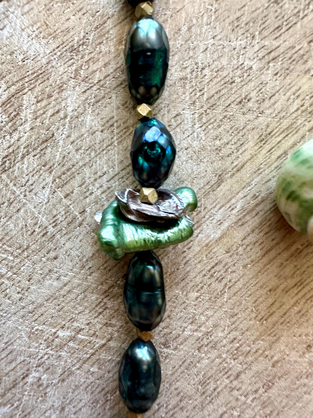 Magical Pearl Necklace with Abalone Pendant